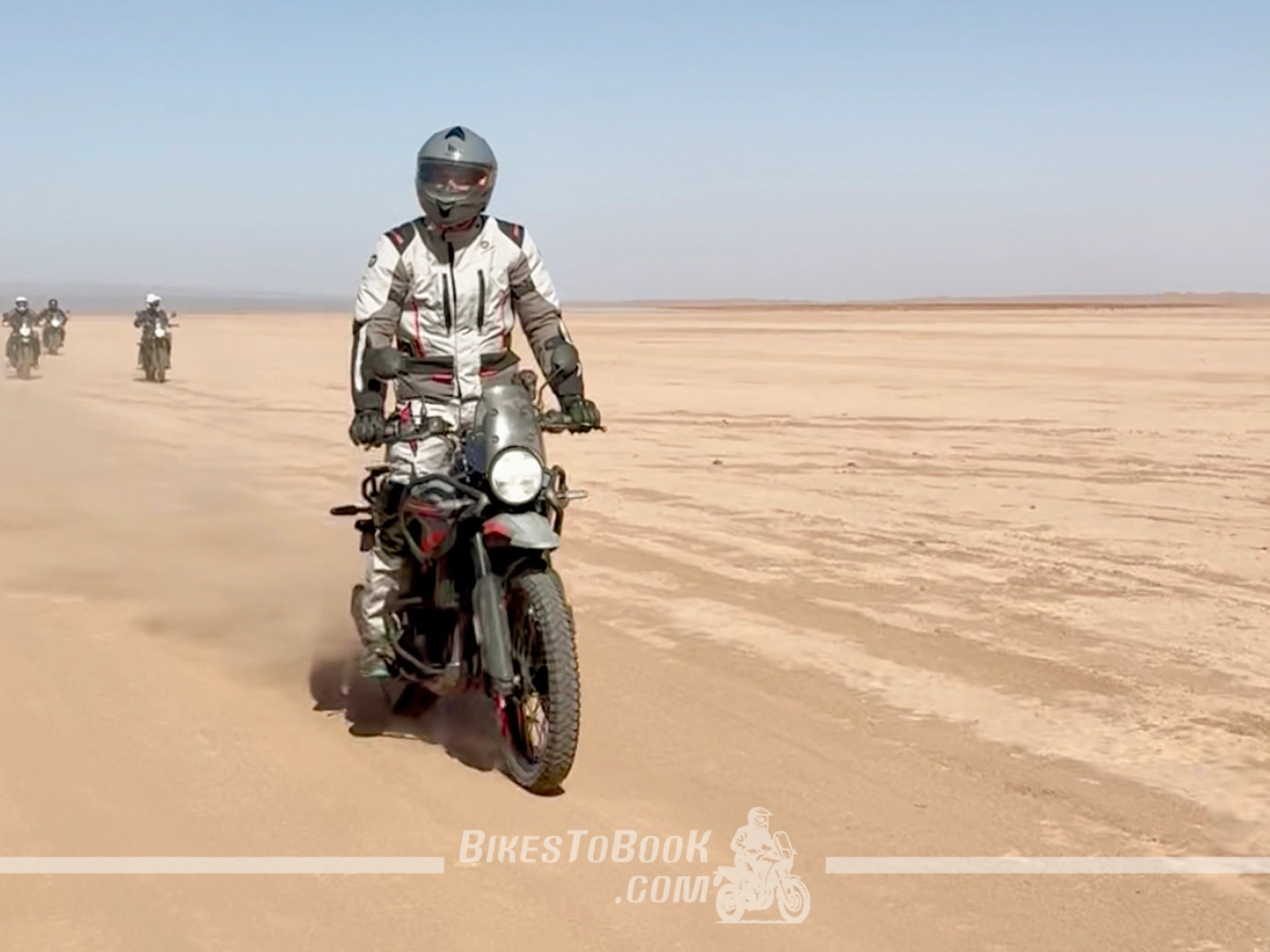 Royal Enfield Himalayan 450 Rental in Marrakech gallery 3